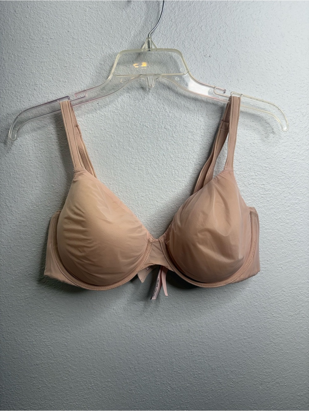 Victoria’s Secret Lined Perfect Coverage Nude Size 40C Bra
